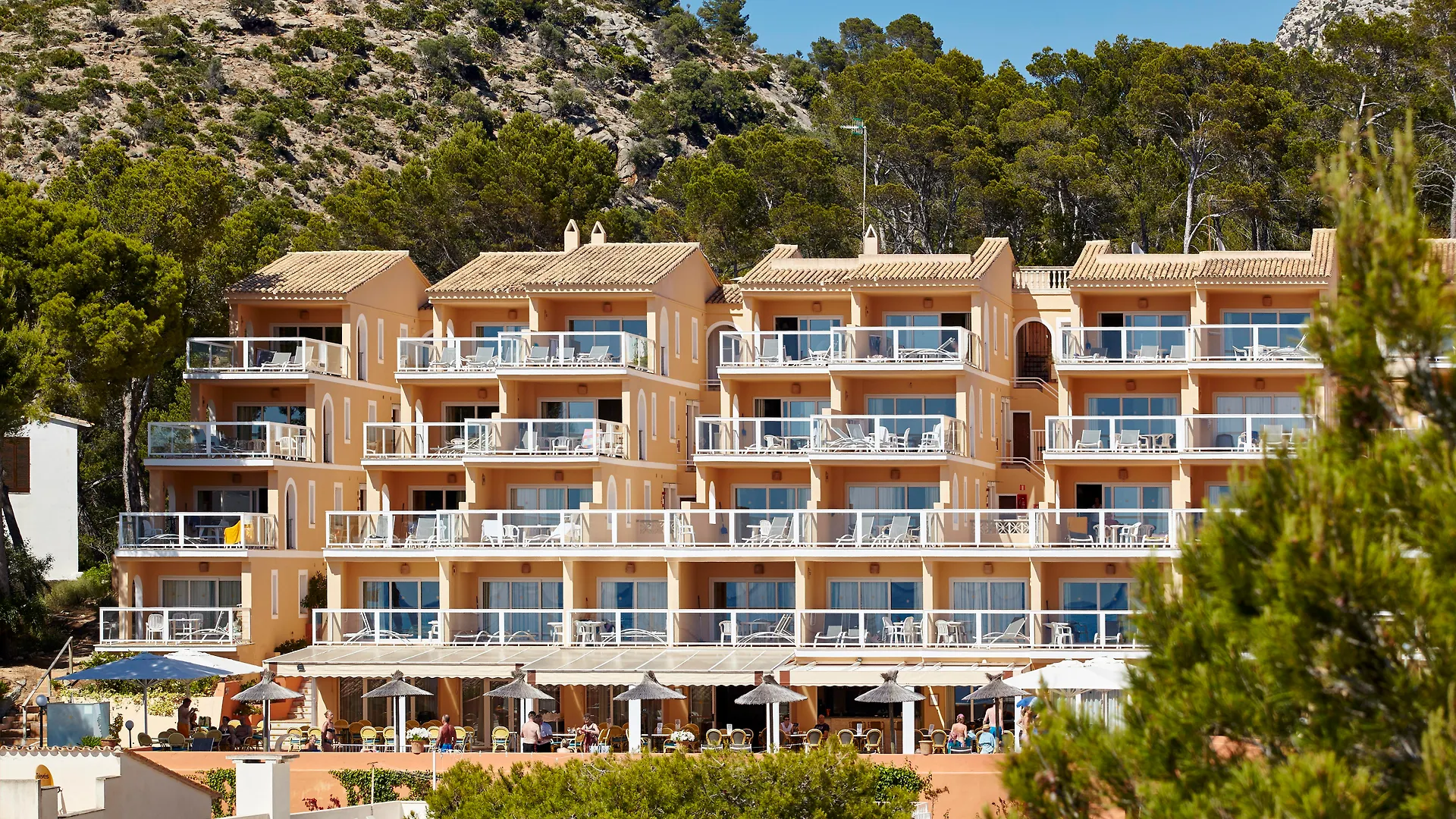 Universal Aparthotel Don Camilo Sant Elm