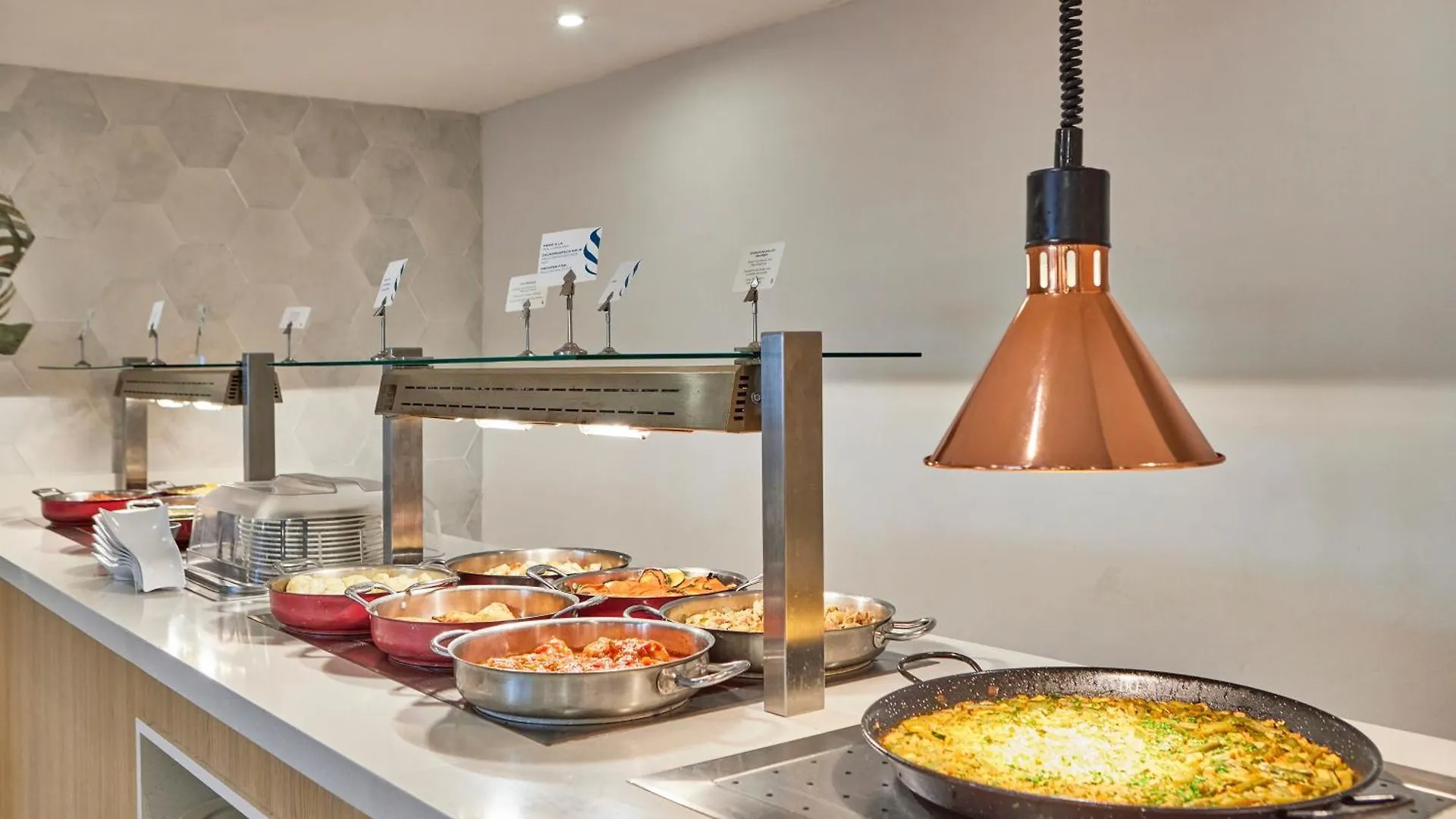 Universal Aparthotel Don Camilo Сант-Эльм 4*,  Испания