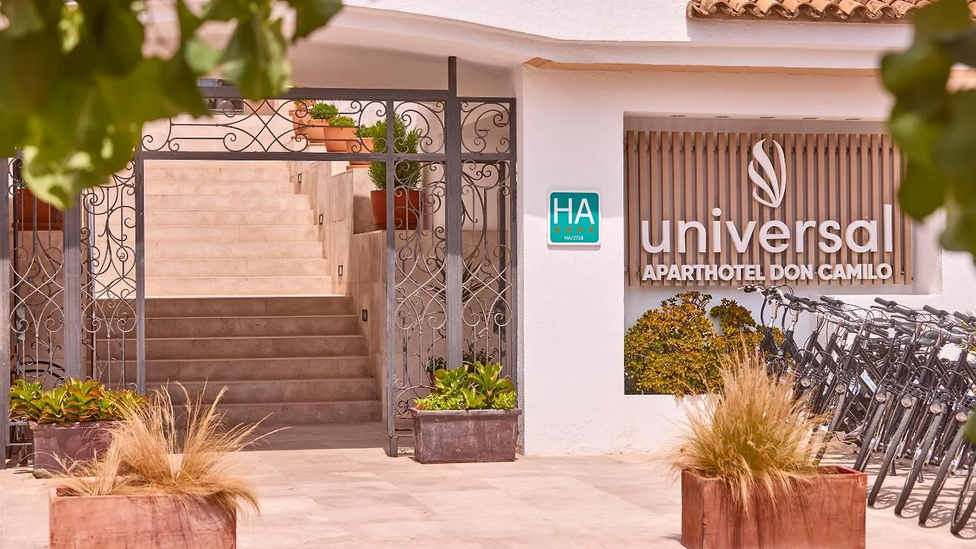 Universal Aparthotel Don Camilo Сант-Эльм