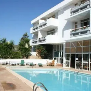 Martha's Aparthotel