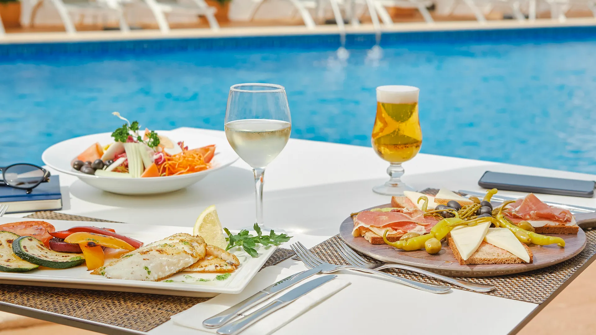 Universal Aparthotel Don Camilo Sant Elm