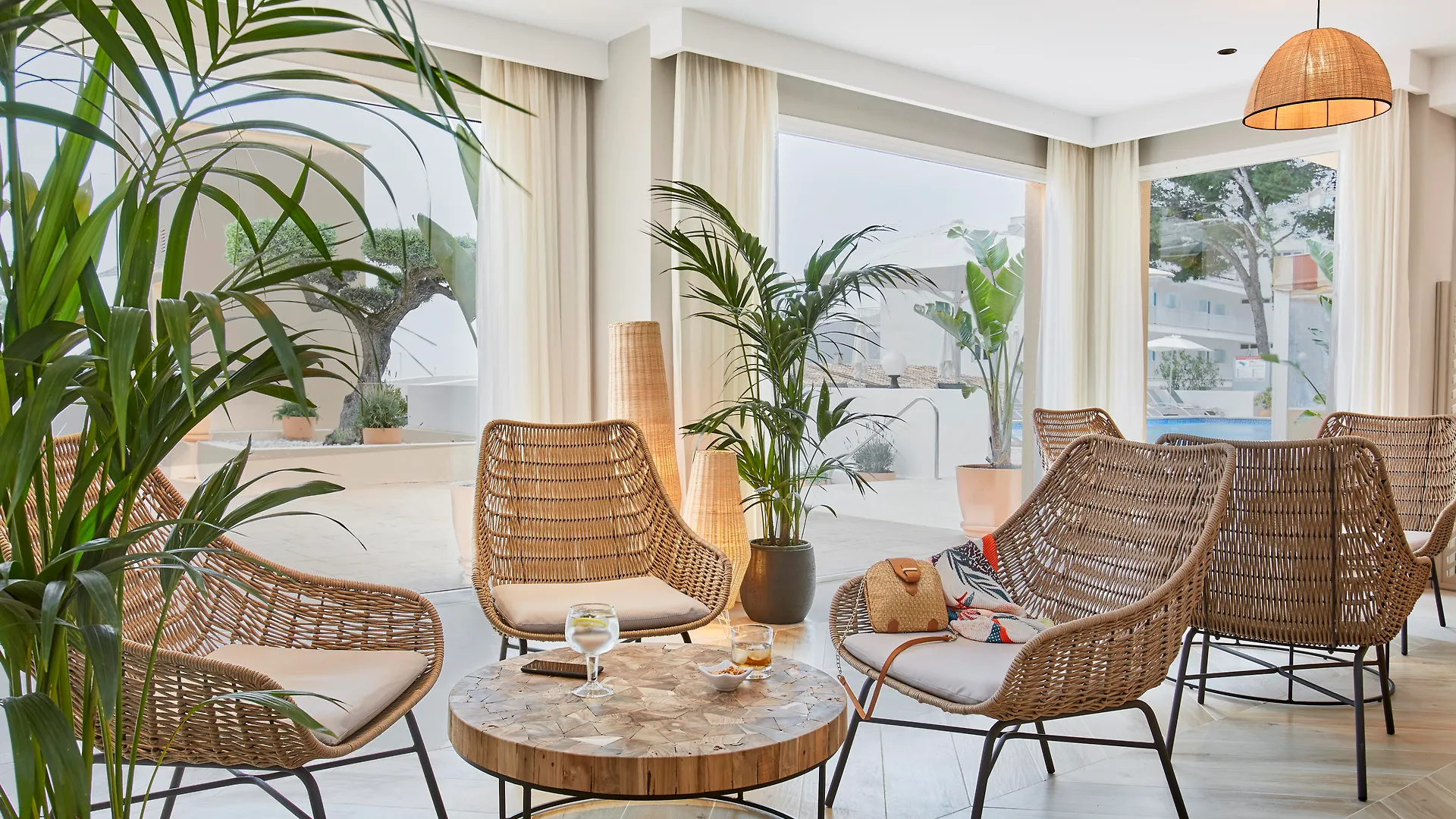 Universal Aparthotel Don Camilo Sant Elm