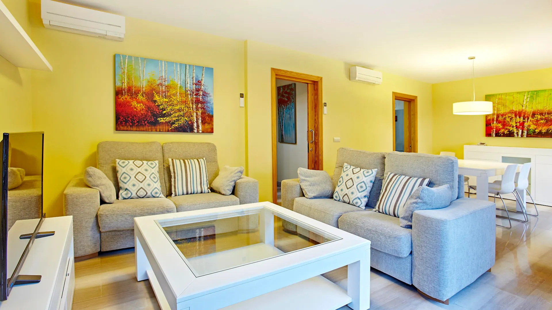 ****  Universal Aparthotel Don Camilo Sant Elm Spanien