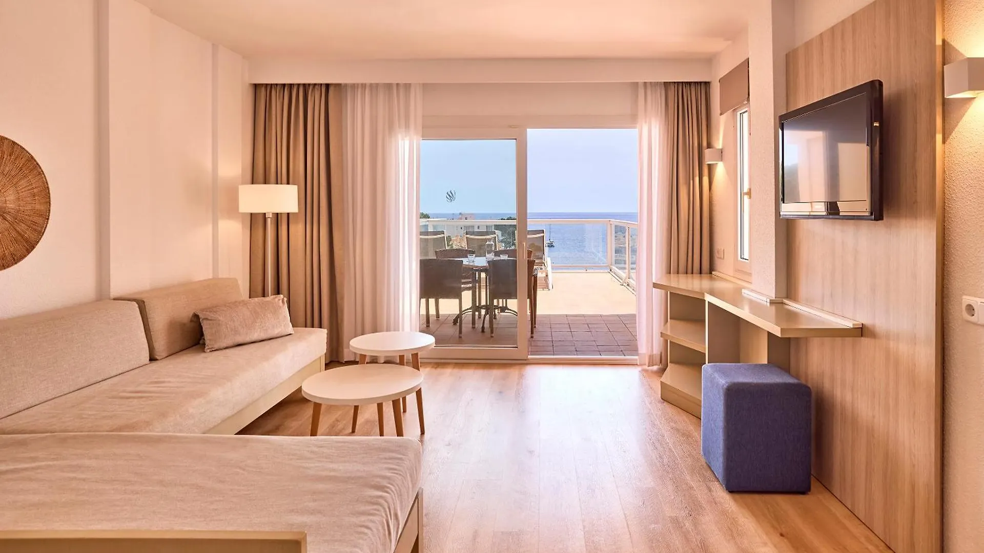 ****  Universal Aparthotel Don Camilo Sant Elm Spanien